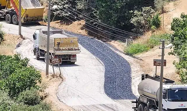 İzmir Büyükşehir 3 ayda 40 kilometrelik köy yolunu yeniledi