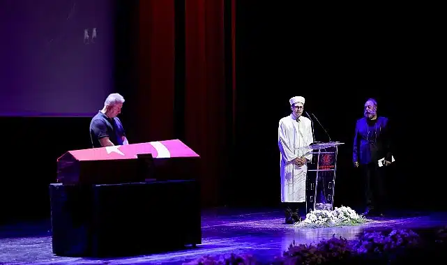 Kenan Işık İçin AKM’de Anma Töreni Düzenlendi Ekrem İmamoğlu: Hepimizi Ortak Bir Duyguda Birleştirdi