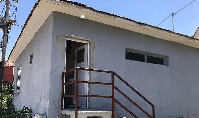 Saray Belediyesi, 29 mahallede ihtiyacı karşılayamaz duruma gelen tuvaletlerde yenileme çalışması başlattı