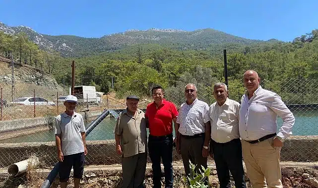 Büyükşehir’den Mavikentli çiftçilere sulama desteği