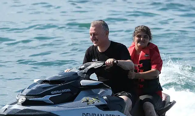 Büyükşehir’in Engelsiz Deniz Festivali’nde engeller aşıldı