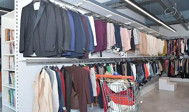 “Dost Eller” Veren El ile Alan Eli Birleştiriyor