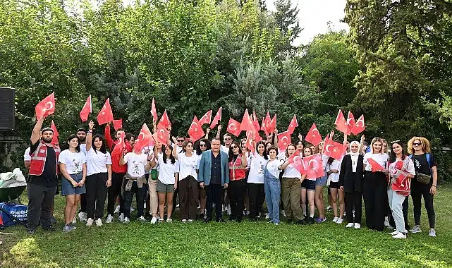 Antalya Büyükşehir’den üniversite öğrencileri eğitim desteği