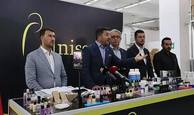 Belediye Başkanı Rasim Arı: “Buklet fabrikamız, belediyemize ciddi ekonomik katkı ve şehre istihdam sağlayacak.”