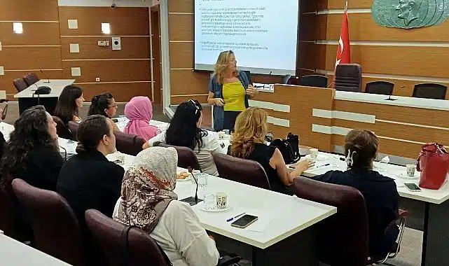 Bornova’da kadın muhtarlara İklim Adaleti Eğitimi