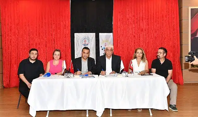 Çiğli’de Memurları Sevindiren İmza