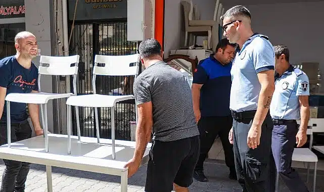 Karşıyaka’da zabıta ekiplerinden işgal denetimi