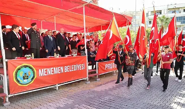 Menemen’de Kurtuluş Coşkusu.