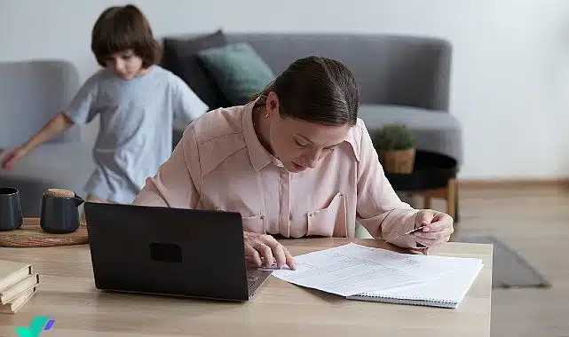 Veliler ve öğrenciler dertli:   “Yurtlar yetersiz, eğitim ve servis   ücretleri cep yakıyor”