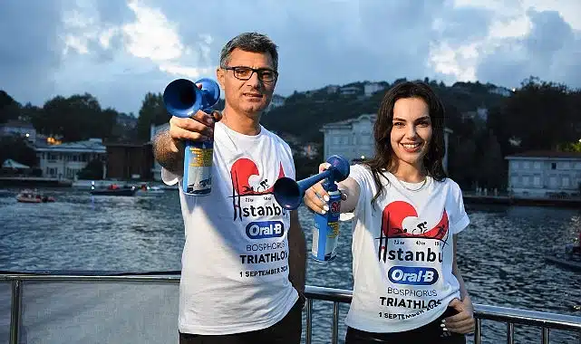 Yusuf Dikeç’in Kanlıca’da Verdiği Startla Oral-B Marka Yüzü Ünlü Oyuncu Yağmur Tanrısevsin, Avrupa’dan Asya’ya Bisiklet Sürerek Geçti