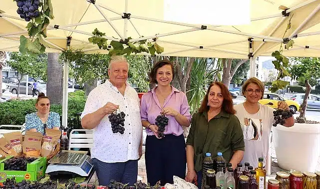 Karabağlar Kavacık Karnavalı İzmir’e renk getirdi