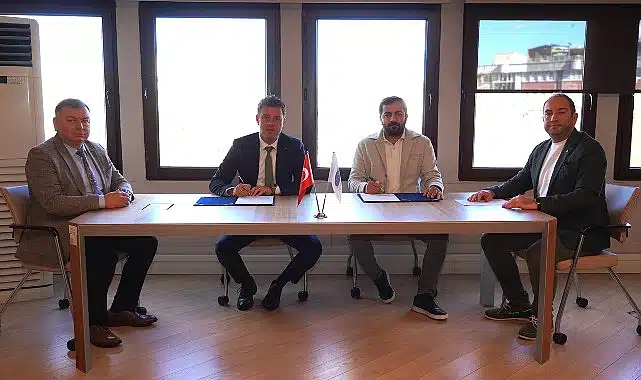 Çorlu Belediyesi, kentte atık tekstil ürünlerinin toplanması konusunda yürüttüğü çalışmalar kapsamında sözleşme yeniledi.