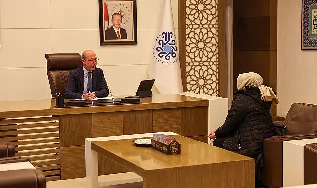 Selçuklu Belediye Başkanı Ahmet Pekyatırmacı, Selçuklu Belediyesi’nin önemli bir geleneği olan “Halk Günü Buluşmaları” kapsamında vatandaşları misafir etti