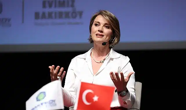 Bakırköy’de “Eşitlik yolunda 90 yıl” söyleşisi