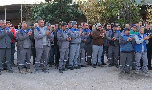 Başkan Topaloğlu belediye personelinin yeni yılını kutladı
