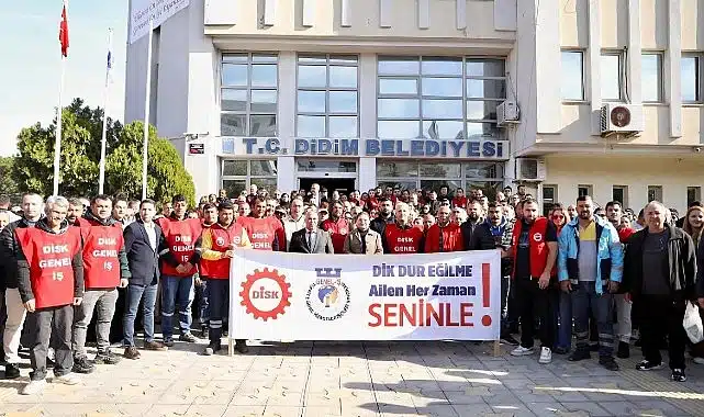 Didim Belediye Personelinden Başkan Gençay’a Büyük Destek: “Dik Dur Eğilme Ailen Seninle”