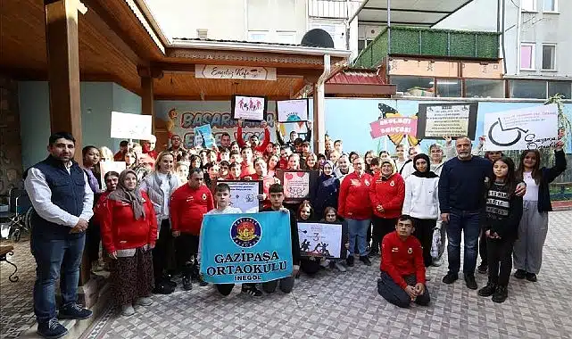 Engelsiz Yaşam Merkezine Sürpriz Ziyaret