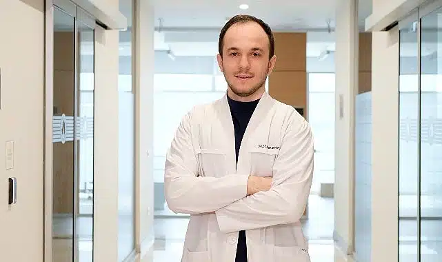 Üst çenedeki kemik yetersizliklerinde zigomatik implant çözüm olabilir!