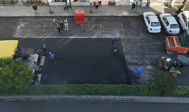 Başkan Tugay söz verdi, 2025 yılı asfalt seferberliğiyle başladı