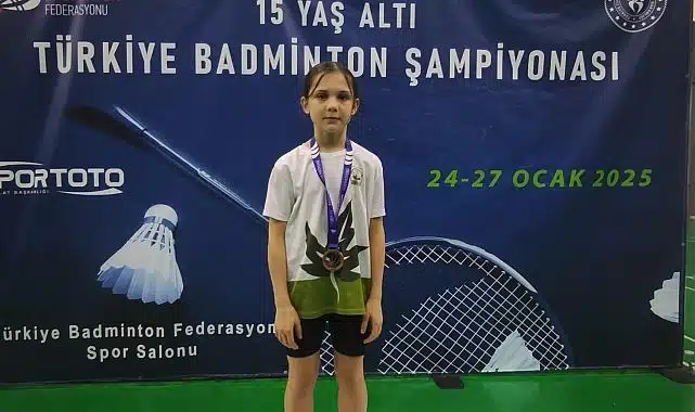 Osmangazili genç badmintoncudan gururlandıran başarı