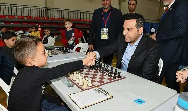 384 Sporcunun Katılımıyla: Çiğli Belediyesi İsmail Hakkı Tonguç Satranç Turnuvası