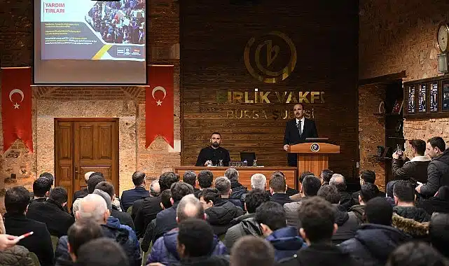 Başkan Altay: “Zorluklarda ve Sevinçlerde Bayrağımız Hepimizi Birleştiriyor”