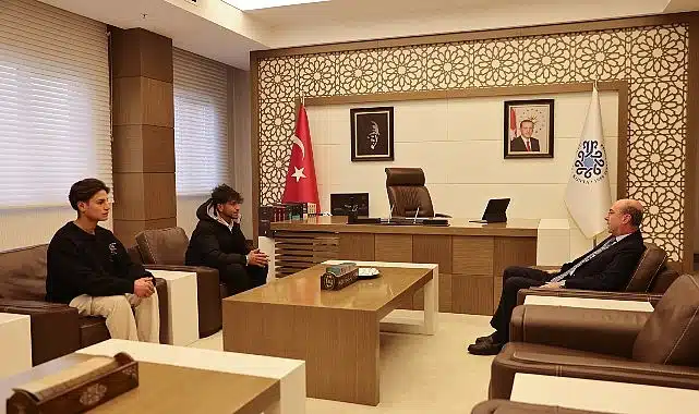 Başkan Pekyatırmacı, Konya’da Onlarca Canın Kurtarılmasına Vesile Olan Gençle Bir Araya Geldi