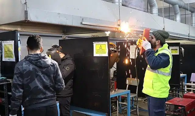 Büyükşehir, personel eğitimlerini sürdürüyor