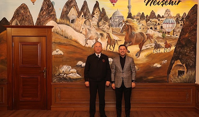 İl Jandarma Komutanı Numan Öksüz’den Başkan Arı’ya İade-i Ziyaret