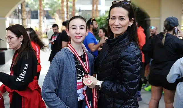 Karşıyaka’da yürekleri ısıtan koşu!