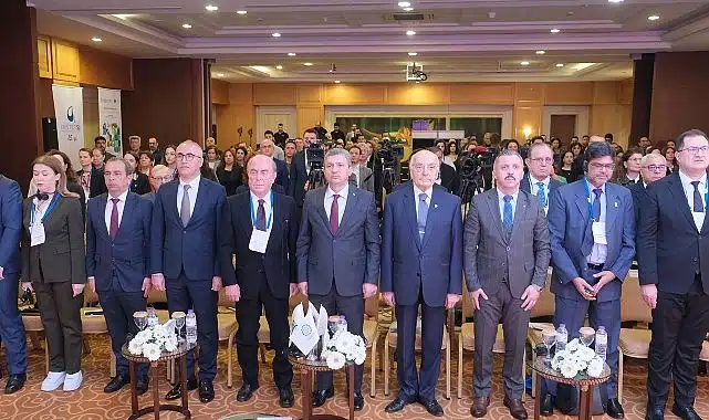 Kemer’de “Sürdürülebilir Gelecek İçin Çevre Eğitimi” kongresi