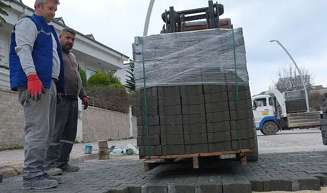 Kemer’de yol çalışmaları