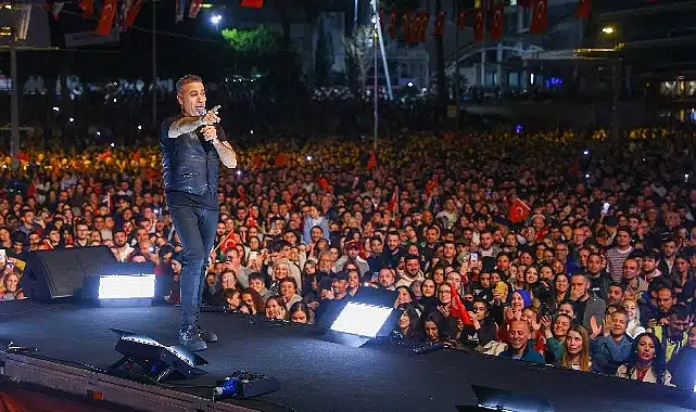 Atatürk’ün Antalya ziyaretinin yıldönümünde Haluk Levent coşkusu