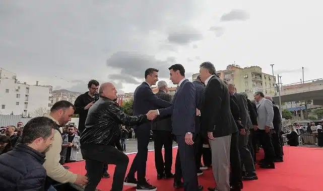 Başkan Önal, personelle bayramlaştı 