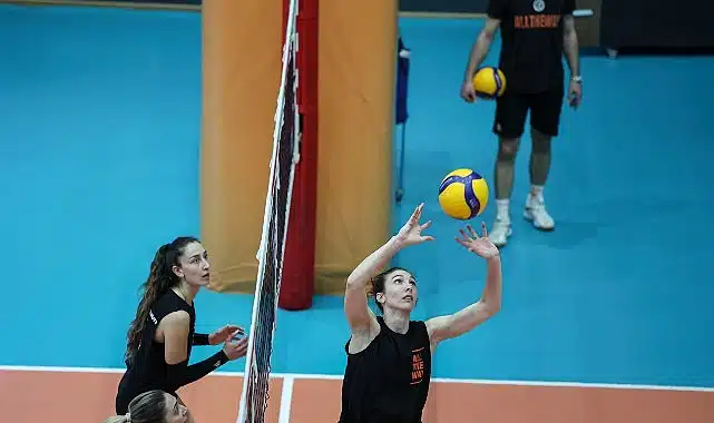 Eczacıbaşı Dynavit, dev derbiye ev sahipliği yapacak