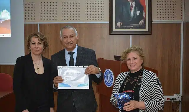 Ege Üniversitesinde nano malzemeler ve yüksek dayanımlı betonlar semineri düzenlendi