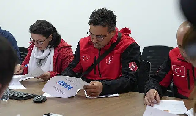 Afet Farkındalık Eğitmeni Olmaya Hak Kazandılar