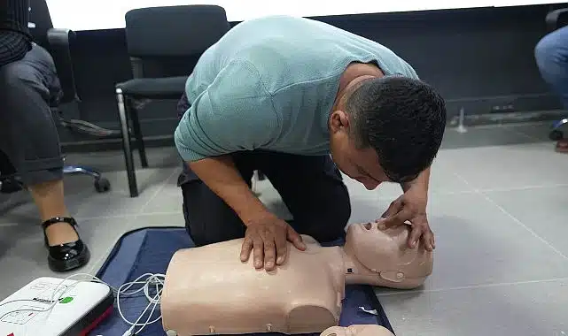 Afet Müdahale Ekibine İlk Yardım Eğitimi