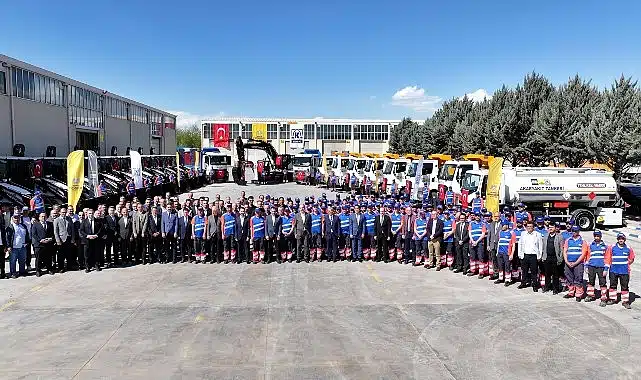 Başkan Altay: “100 Milyon Lira Bedelle KOSKİ’ye 24 Yeni İş Makinesi Daha Kazandırdık”