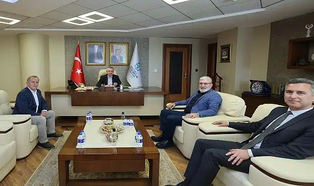 Başkan Büyükakın’a Merih Demiral’ın babası ve STK’lardan ziyaret