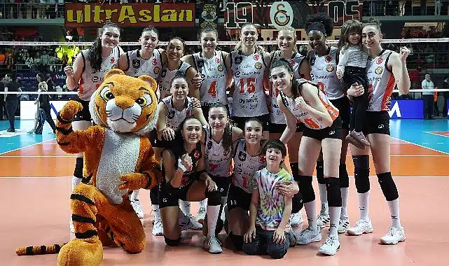 Eczacıbaşı Dynavit, Vodafone Sultanlar Ligi’ni üçüncü sırada tamamladı