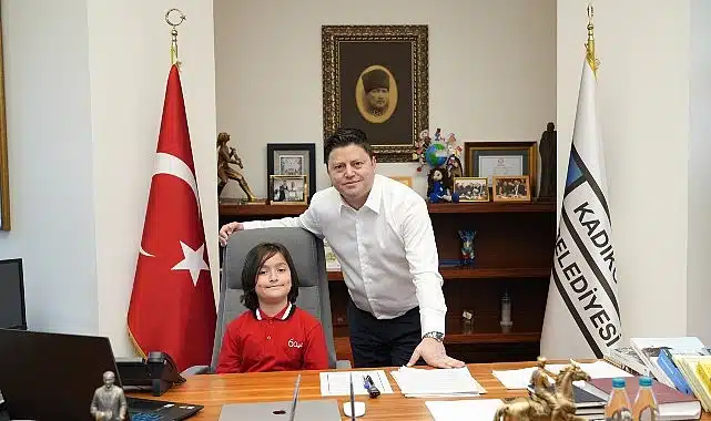 Kadıköy Belediyesi başkanlık koltuğunu çocuklara emanet etti