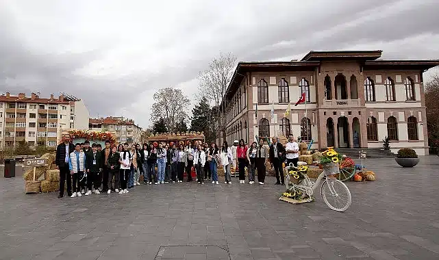 Konya Büyükşehir’in Tarım Temalı Özel Tasarım Alanları İlgi Çekiyor