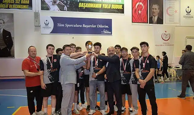 Okullar Arası Voleybol Turnuvası Tamamlandı