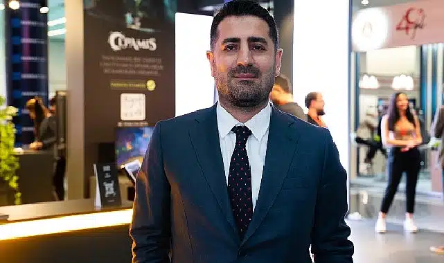 RoofStacks, 7. Verimlilik ve Teknoloji Fuarı’nda kamu ve iş dünyasının önde gelen temsilcileriyle buluştu