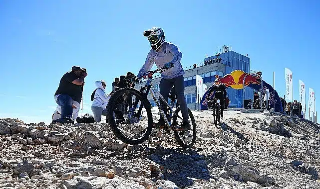 Sky To Sea Dağ Bisikleti Yarışları başladı