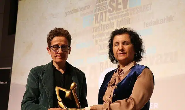 Üsküdar Üniversitesi “10. Yüksek İnsanî Değerler Ödülleri”   sahiplerini buldu!