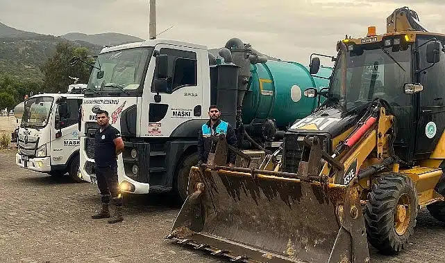 Büyükşehir ekipleri sağanak yağış ve fırtınaya karşı teyakkuzda