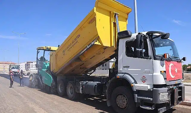 Ertuğrul Gazi Bulvarı Asfaltlanıyor