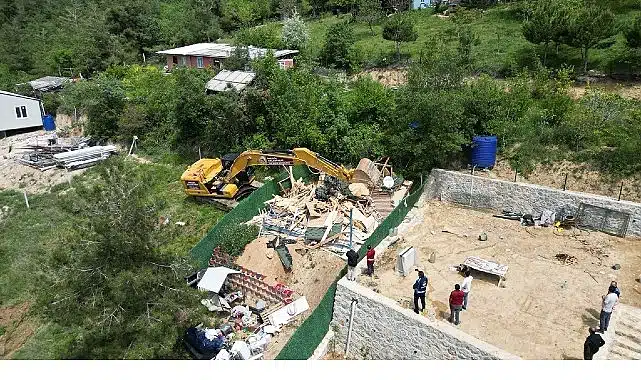 İnegöl Belediyesi Kaçak Yapı ile Mücadelesini Sürdürüyor